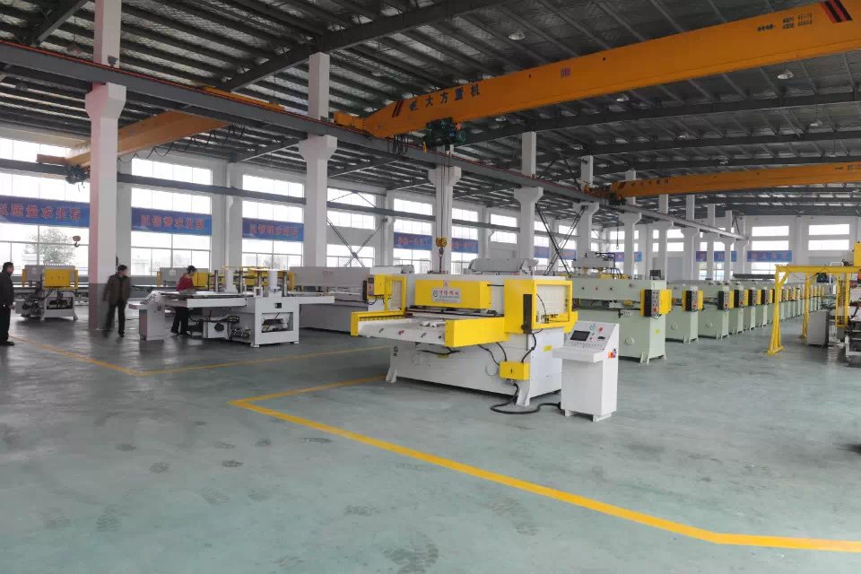 裁断机在纺织、皮革和包装行业中的广泛应用 裁断机在纺织、皮革和包装行业中的广泛应用