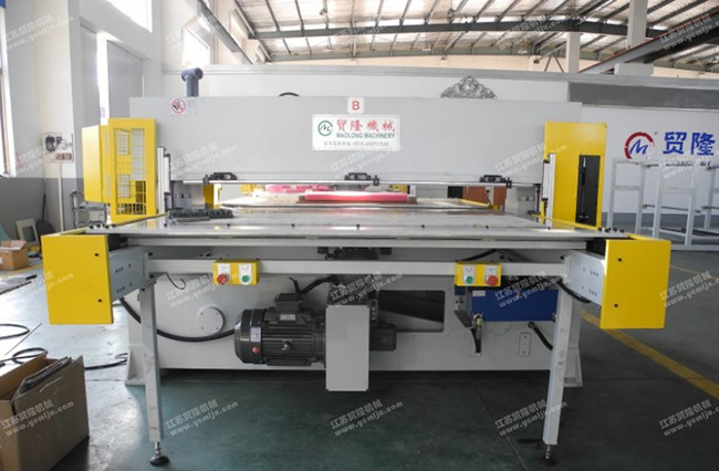 裁断机 裁断机